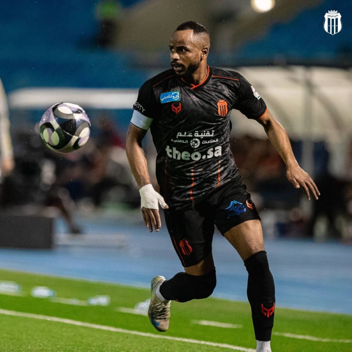 الأهلي يلتقي كومو الإيطالي في بطولة ودية مثيرة