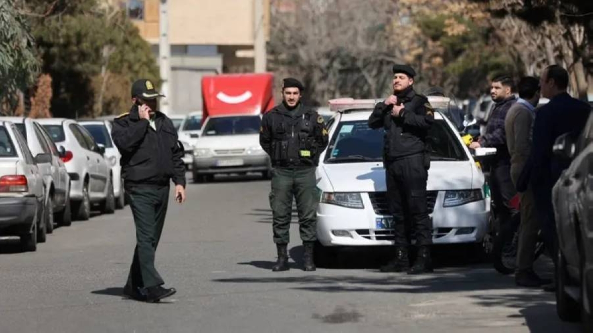 هجوم دامٍ في زاهدان: مقتل 8 في محكمة إيران