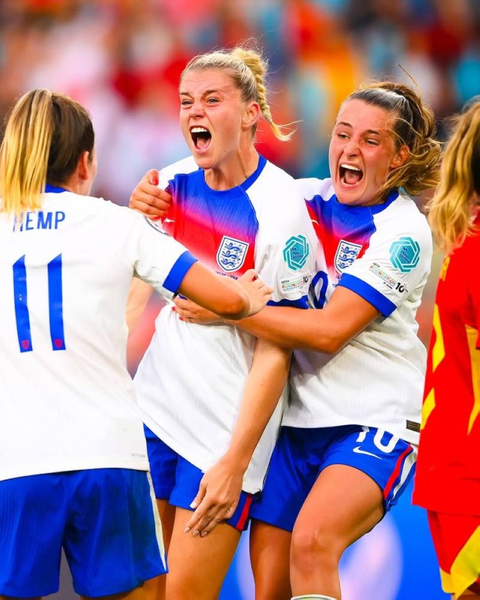 فوز سيدات إنجلترا على يوفنتوس: إنجاز تاريخي جديد
