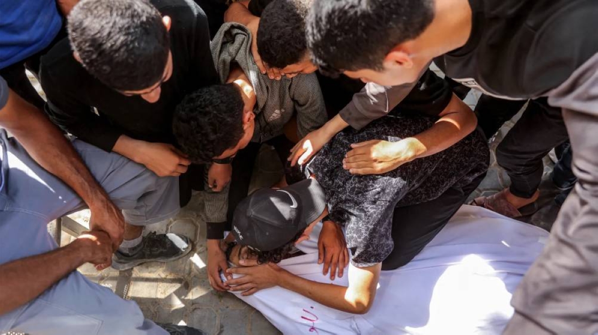 مقتل 78 فلسطينياً في غزة بينهم حامل وطفلها