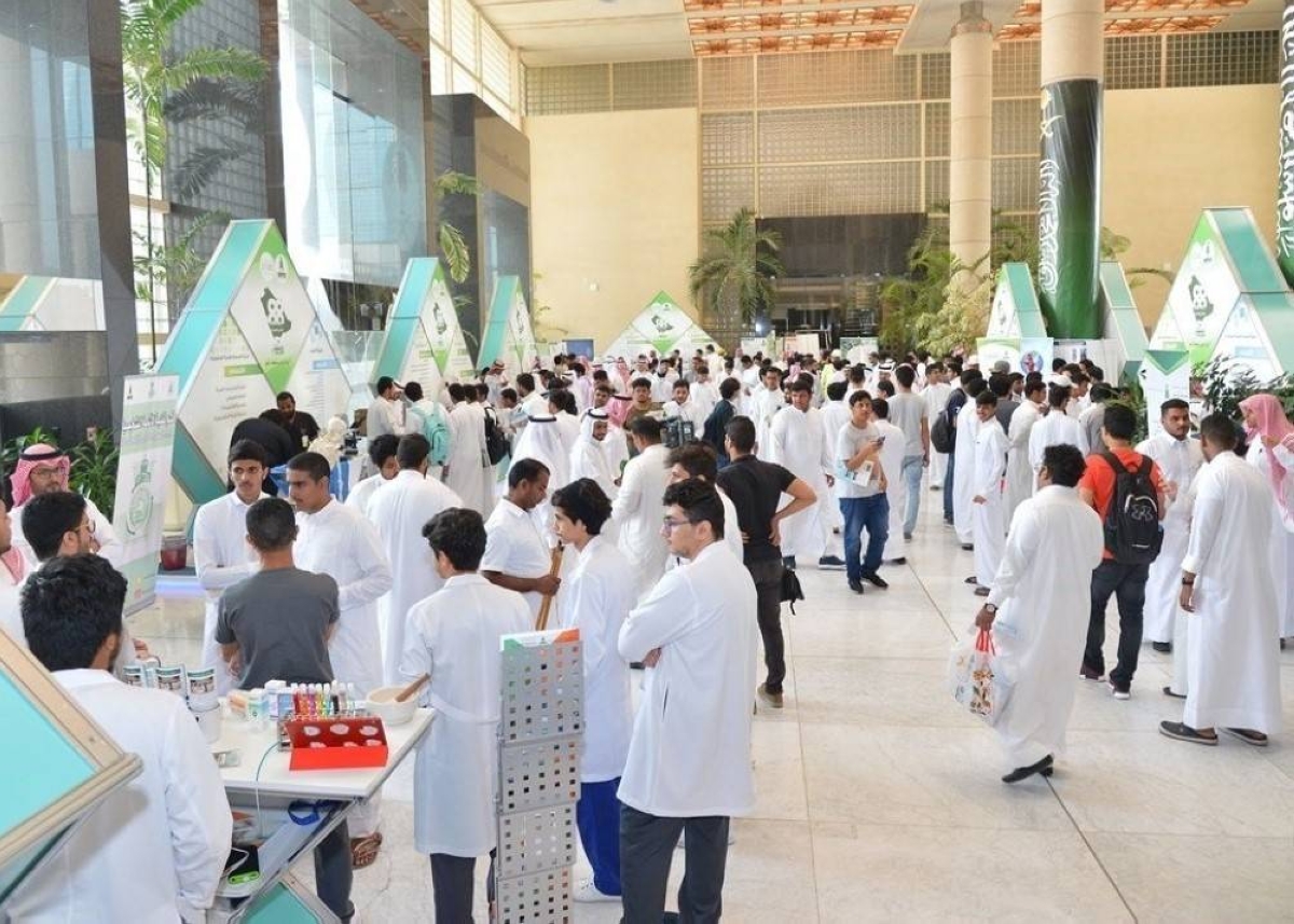 339 ألف طالب وطالبة يسجلون في الجامعات والكليات
