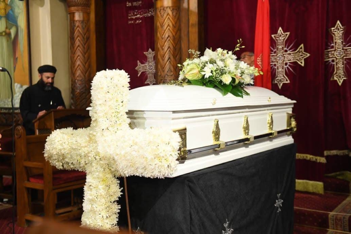 تشييع جثمان لطفي لبيب بحضور كبار نجوم الفن