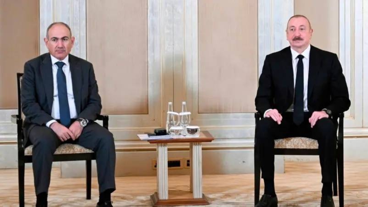 اتفاق سلام تاريخي بين أرمينيا وأذربيجان ينهي النزاع