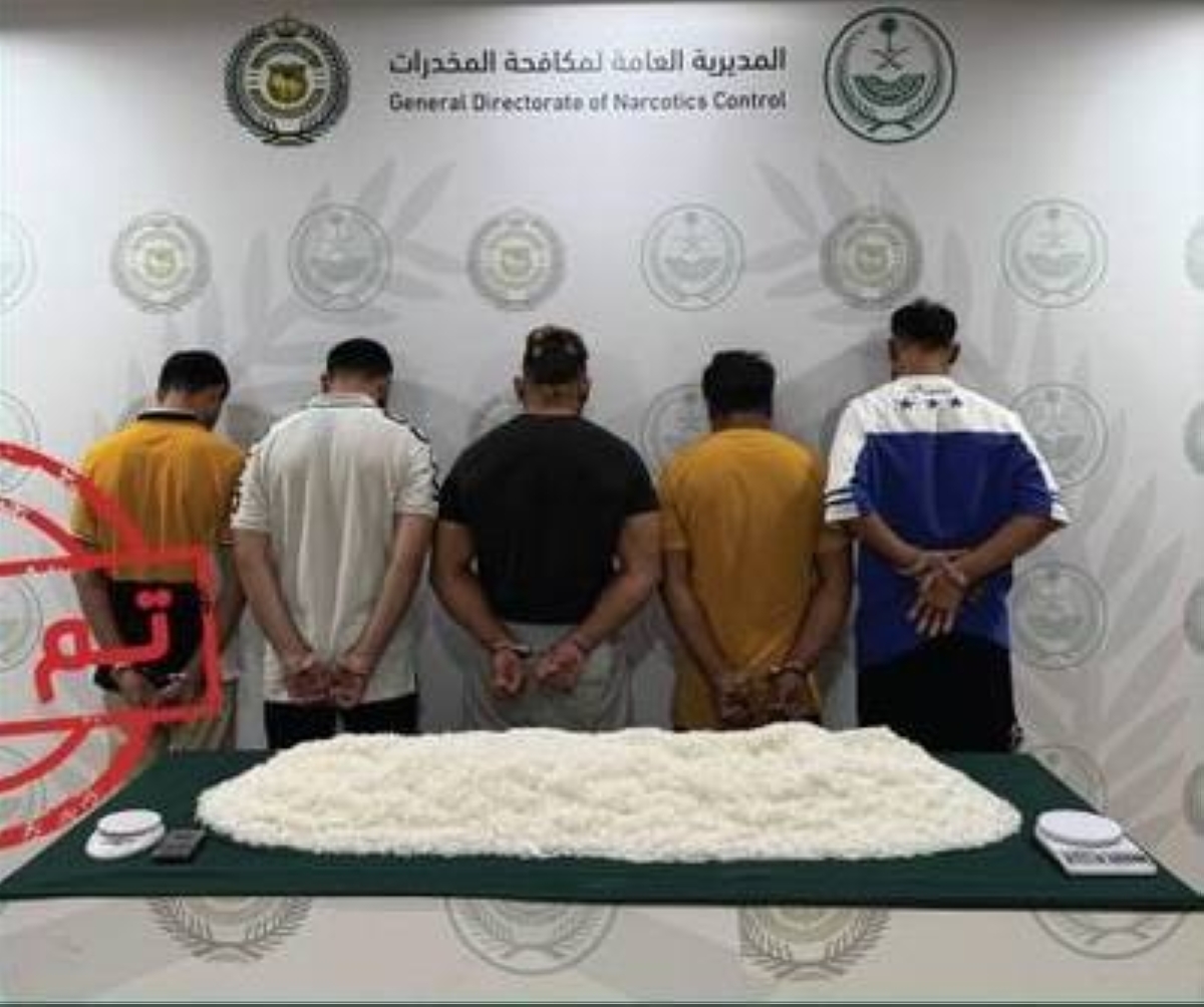 القبض على 5 مقيمين بالشرقية لترويج 32 كغم ميثامفيتامين