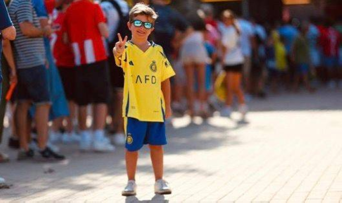 جماهير النصر تتألق في الأندلس: لقاء الإرث العربي والمجد