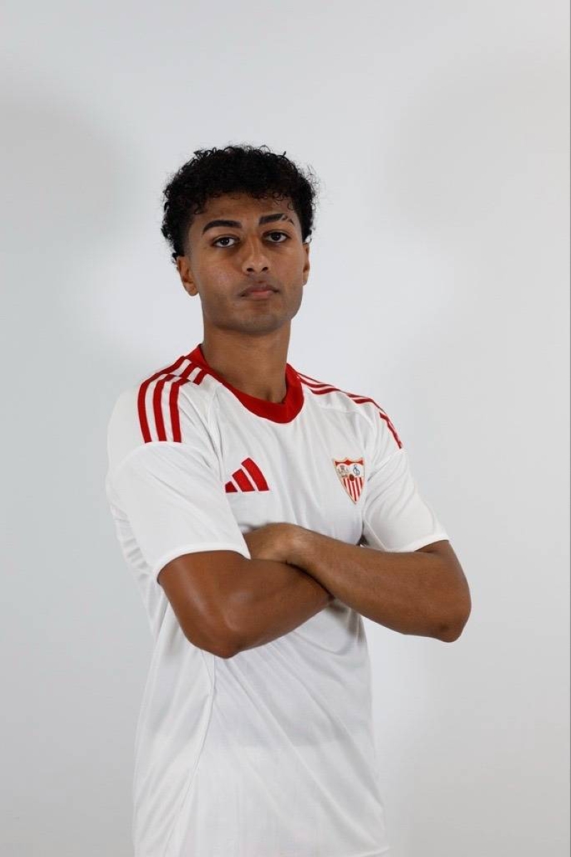 إشبيلية يضم السعودي عبدالله الجرافي إلى صفوفه