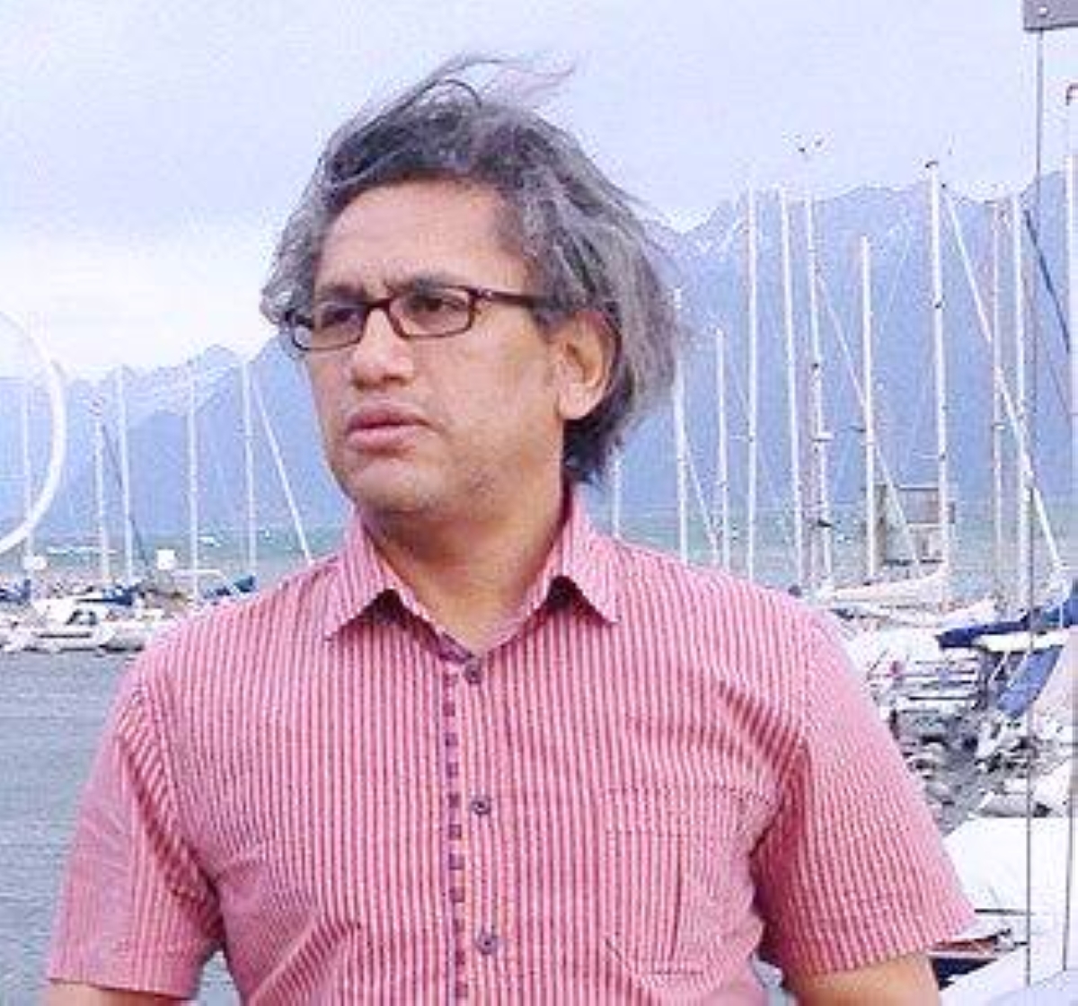 "شرف المنافسة في نصوص عابد الحازمي: رحلة فقد وإبداع"