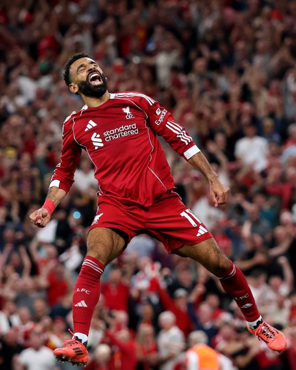 ليفربول يكتسح بورنموث برباعية في بداية الدفاع عن اللقب