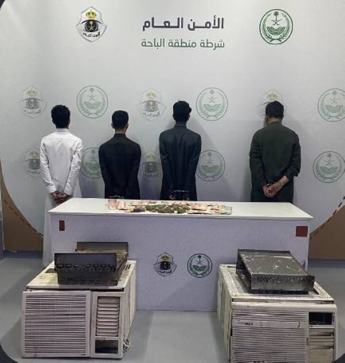 القبض على 4 لصوص أجهزة كهربائية في الباحة