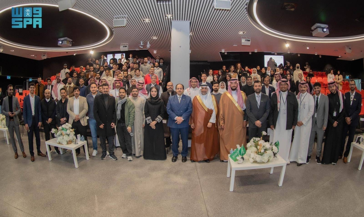 وزير الصحة: دور الطلاب في أستراليا كسفراء ومستقبل الوطن