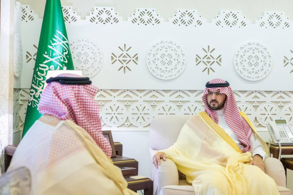 نائب أمير الشرقية يطالب بتطوير خدمات الصحة للمواطنين والمقيمين