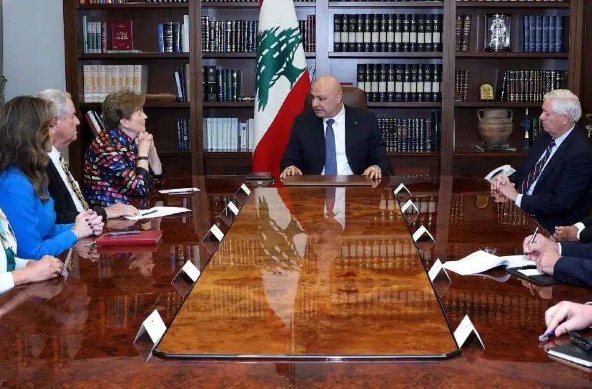 توم براك: مبادرة لبنانية وإسرائيلية متبادلة من بعبدا