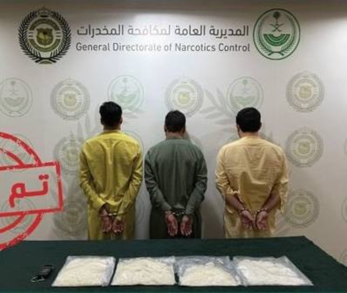 القبض على 3 مقيمين بالشرقية بتهمة ترويج 2.8 كغ شبو