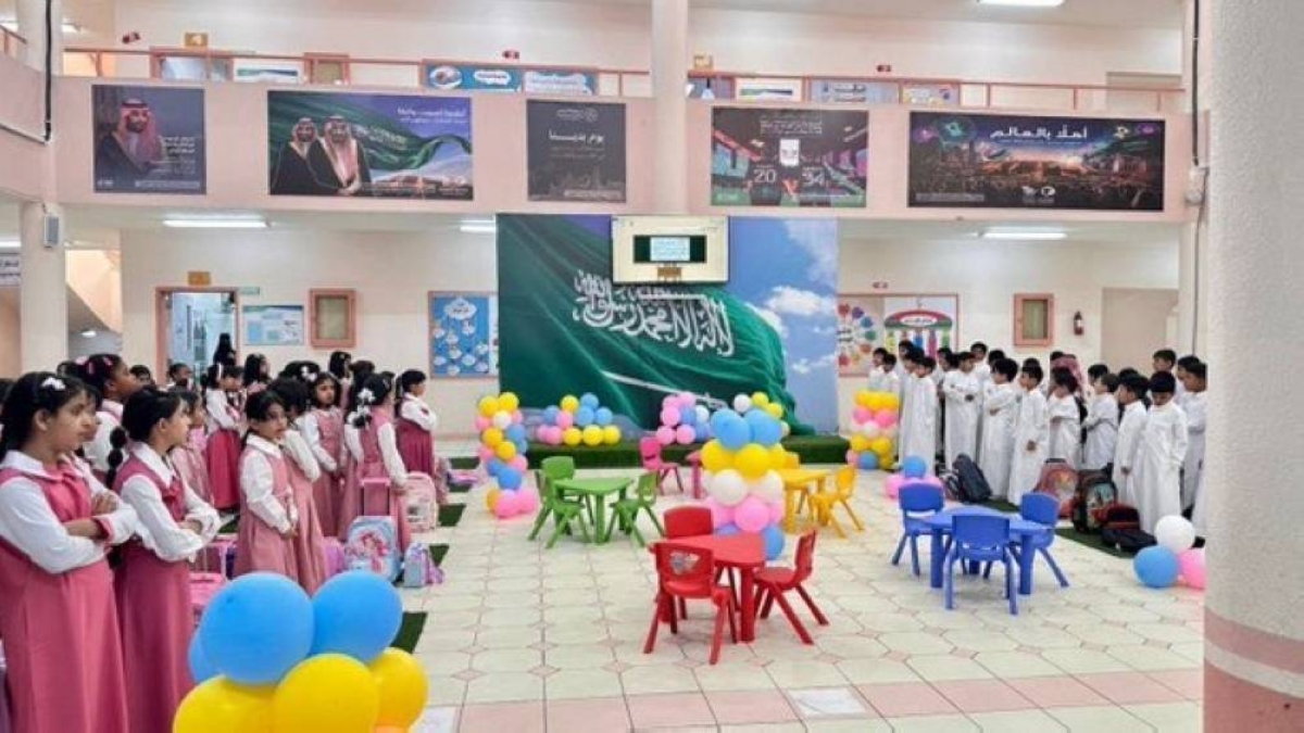 "الطالب يحصل على 80 درجة سلوك تلقائياً كل فصل دراسي"