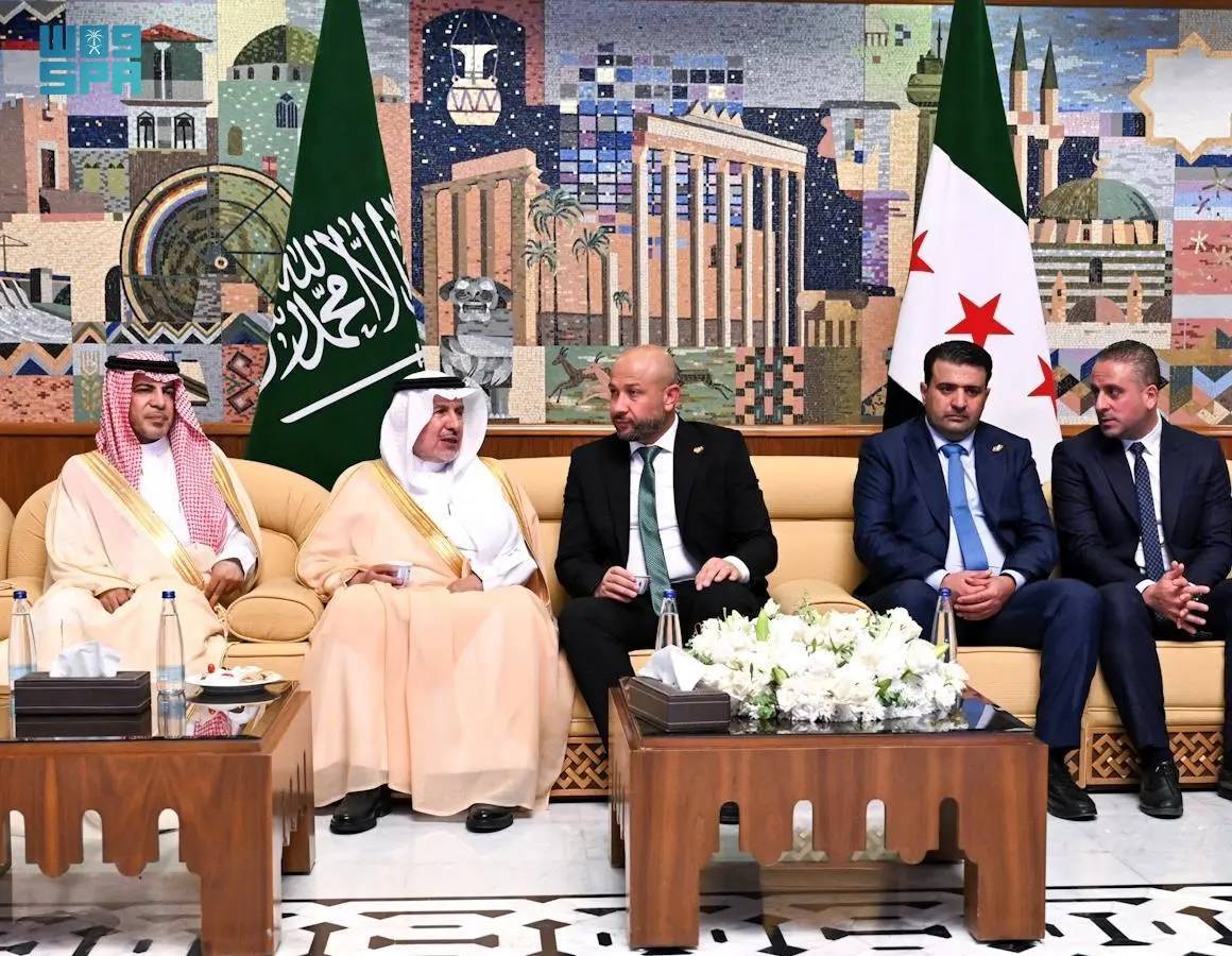 الربيعة يوقع مشاريع إنسانية بسوريا ويطلق جسر إغاثي