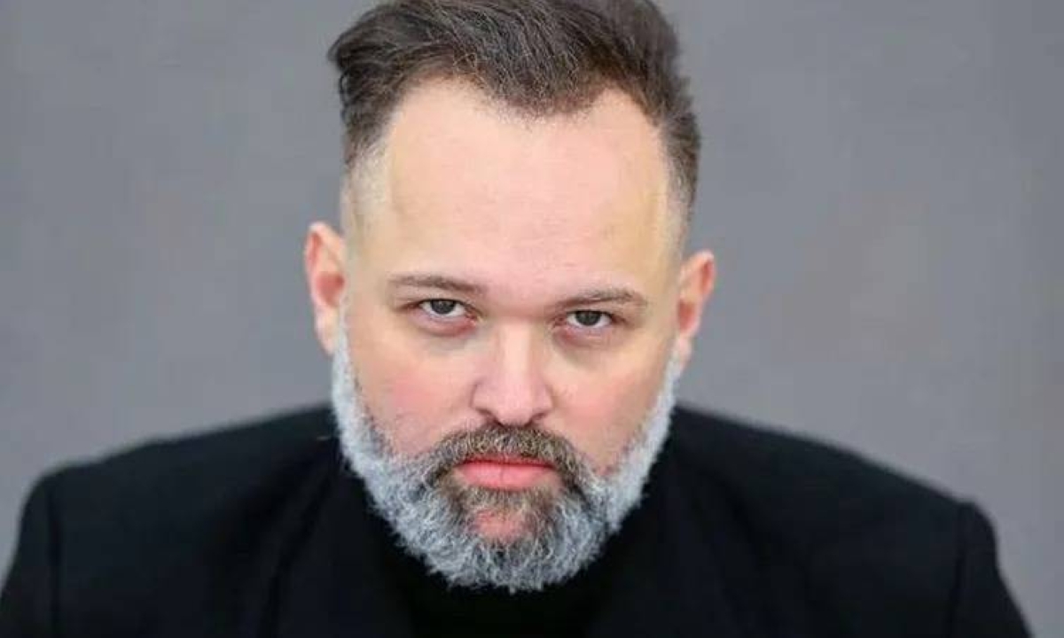 Mohamed Mahmoud Abdel Aziz ignores the prosecution in his dispute with Boussy Shalaby