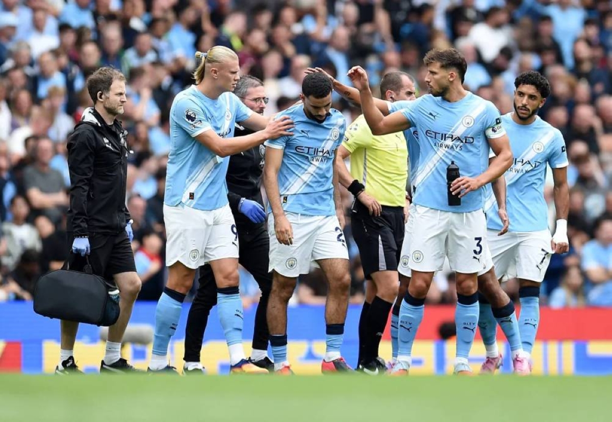 إصابات تهدد غوارديولا قبل ديربي مانشستر المرتقب