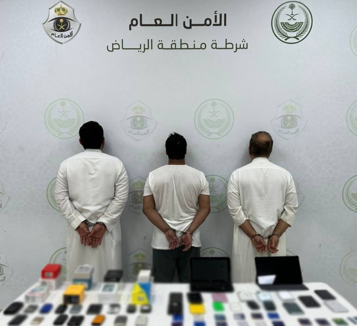 الرياض: ضبط 3 وافدين لإنشاء منصات إلكترونية وهمية