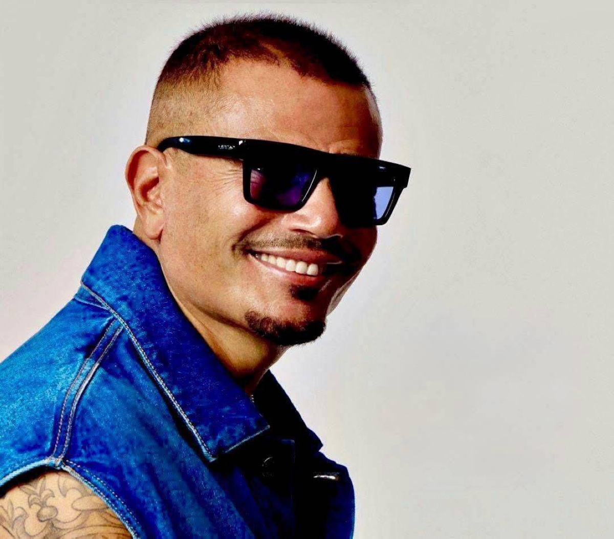 عمرو دياب يتصدر ترشيحات AFRIMA 2025 بأربع جوائز