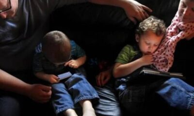 إفراط الأطفال في استخدام التواصل الاجتماعي يزيد العنف