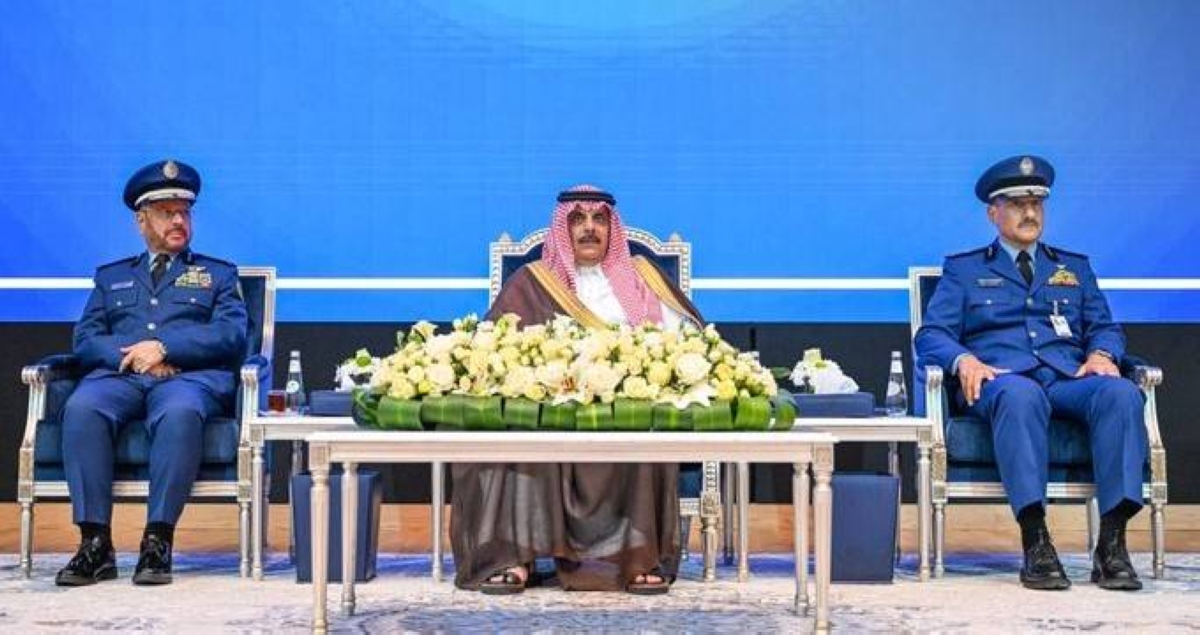 تخريج الدورة 106 بكلية الملك فيصل الجوية برعاية بن عياف