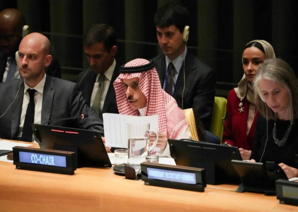 التحديات السياسية بين السعودية وإسرائيل: تحليل شامل