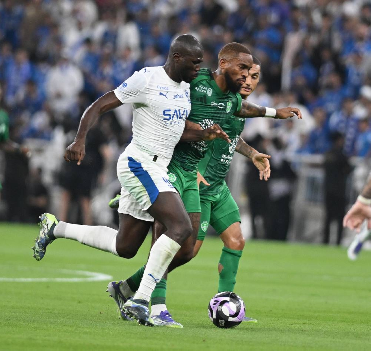 كلاسيكو النجوم: مواجهة هجومية بلا هزيمة