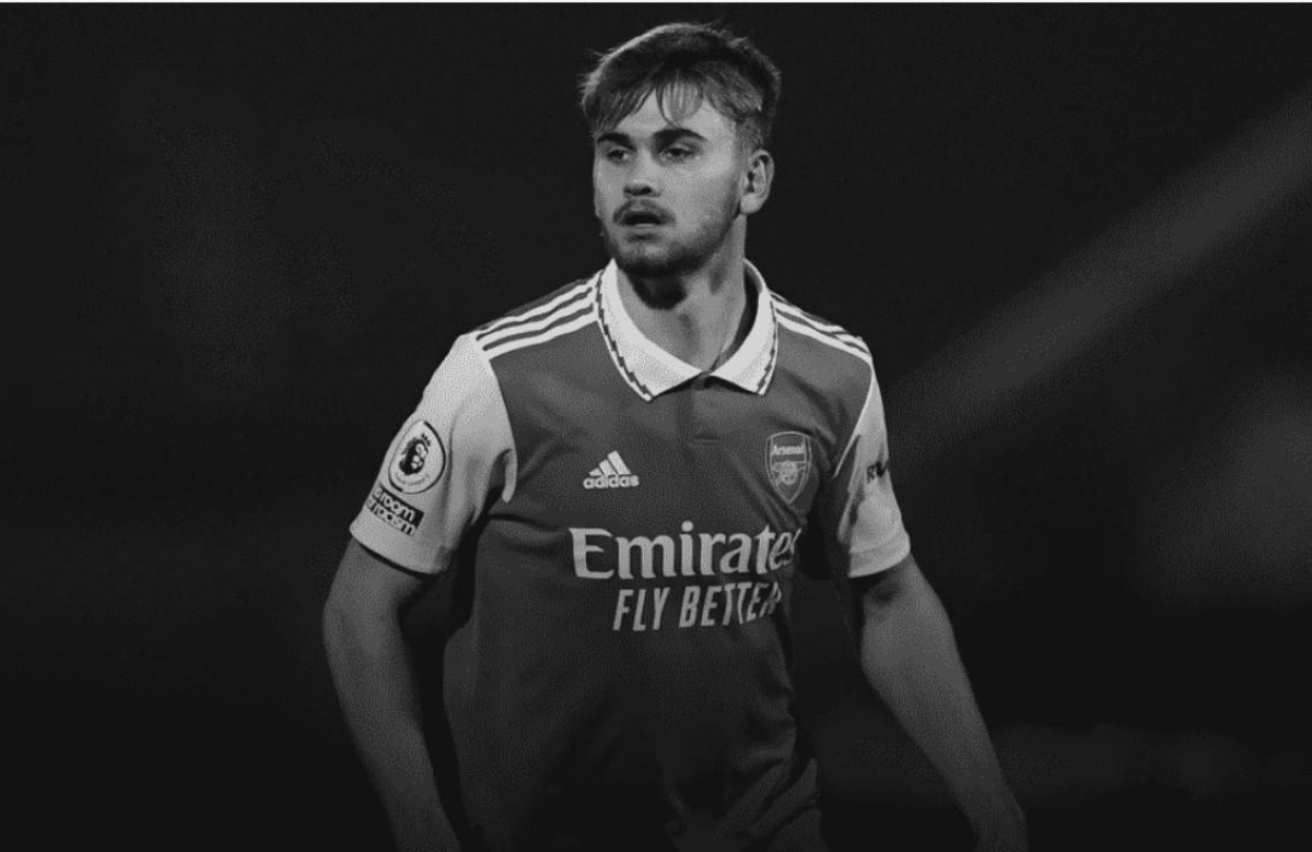 وفاة لاعب كرة قدم إنجليزي شاب بعد إصابة في الرأس