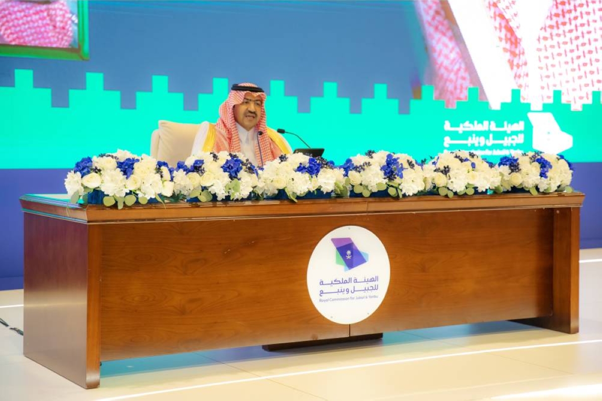 سعد آل سعود يضيء ينبع بأمسية وطنية شاعرية