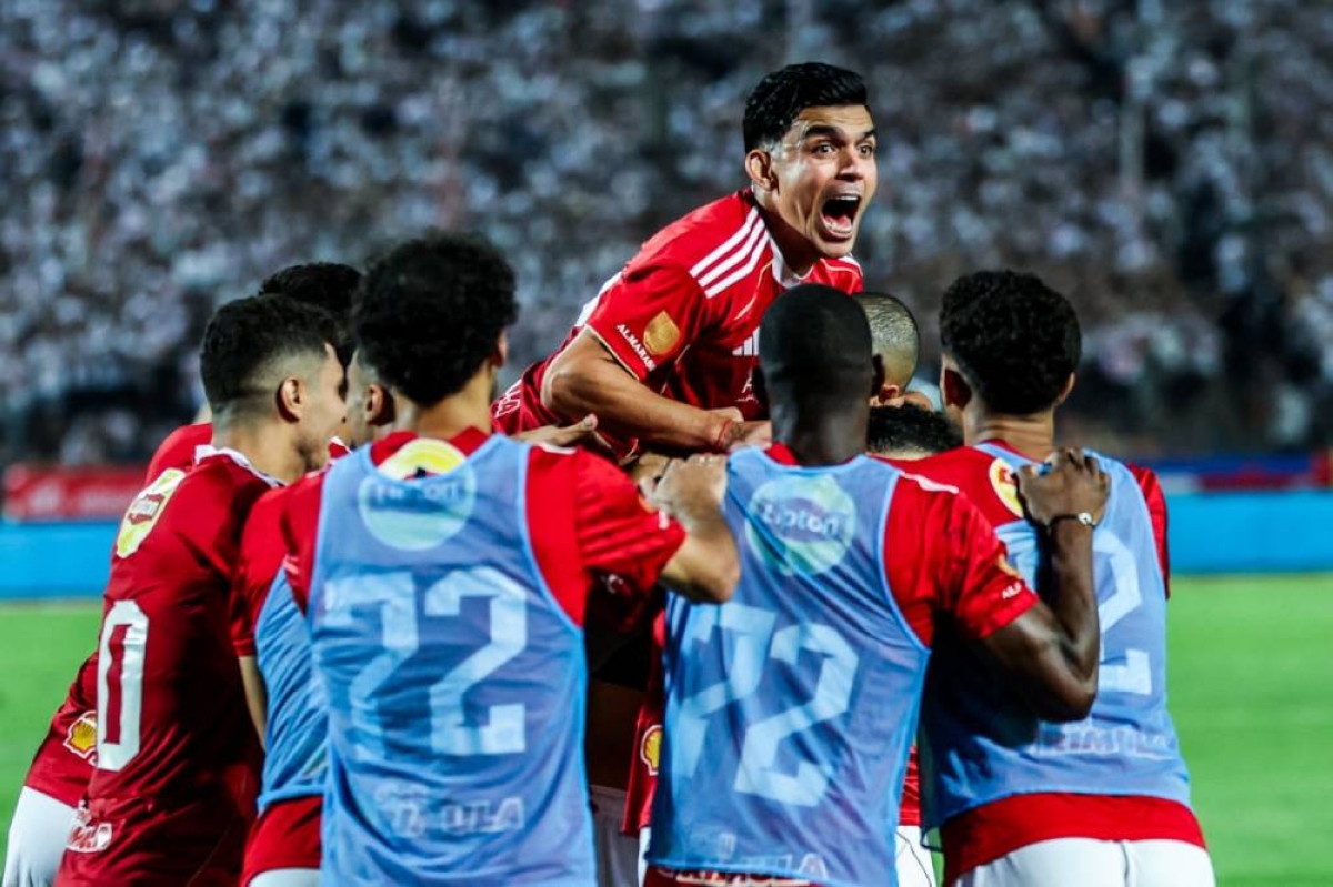 الأهلي يهزم الزمالك في ديربي القاهرة بريمونتادا مثيرة