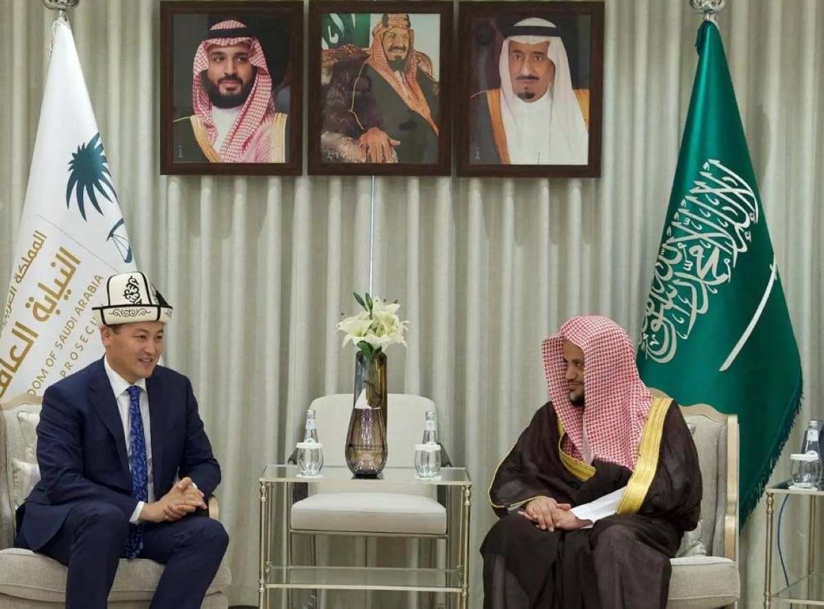 النائب العام يلتقي سفير قرغيزستان في السعودية