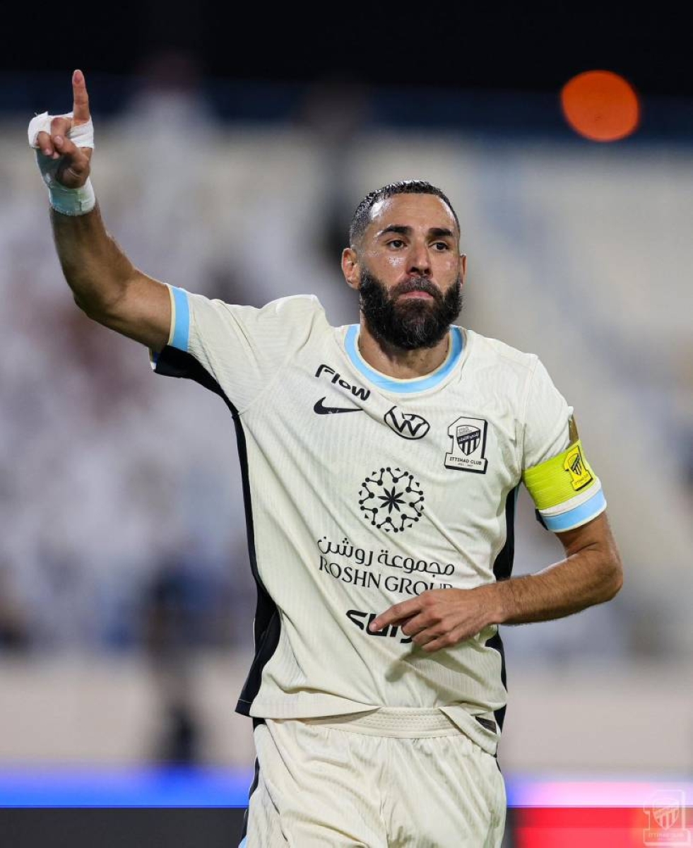 عودة العميد: مدرب جديد يقود الفريق للنجاح