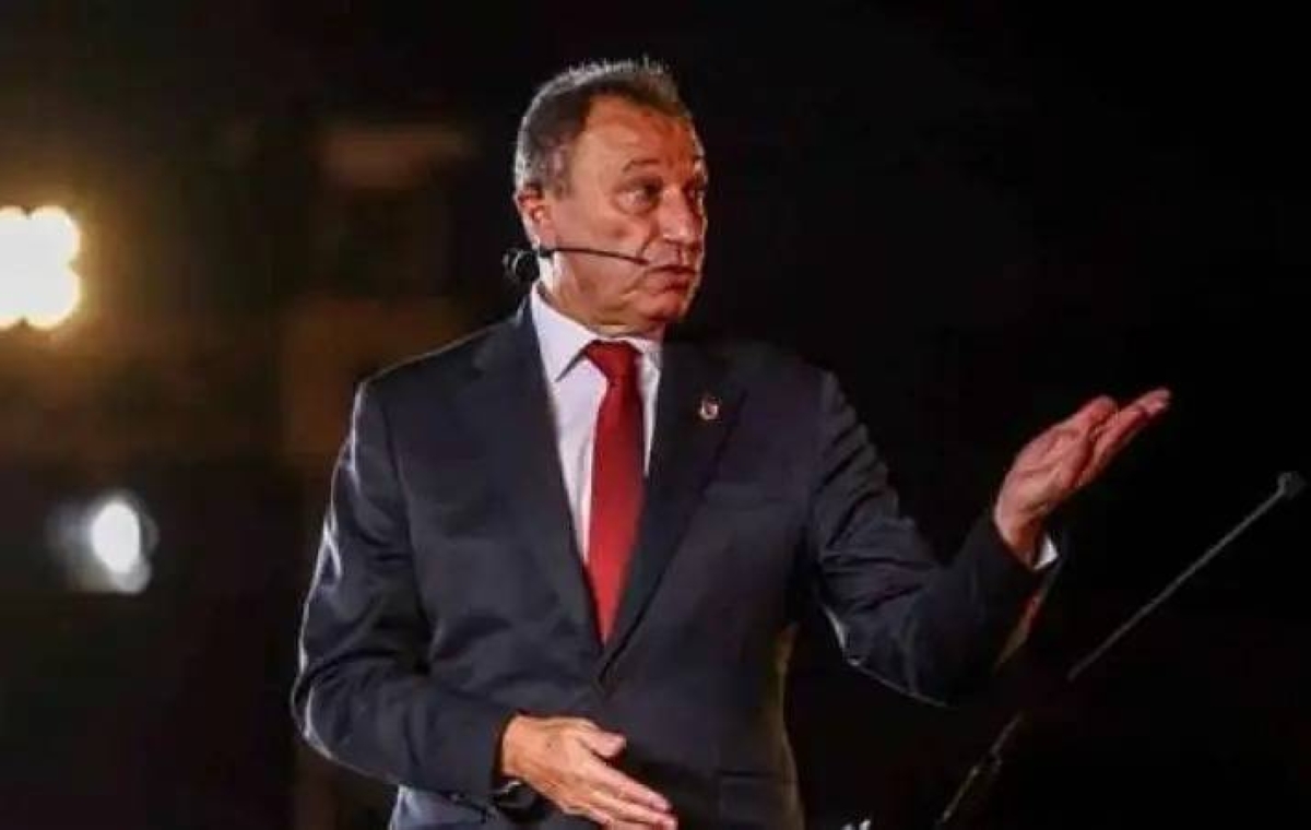 الخطيب يستجيب لضغوط الجماهير ويترشح لرئاسة الأهلي