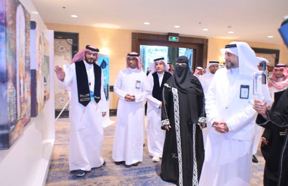 احتفالات جدة بيوم المعلم: ألوان رقمية وأوبريت وفاء