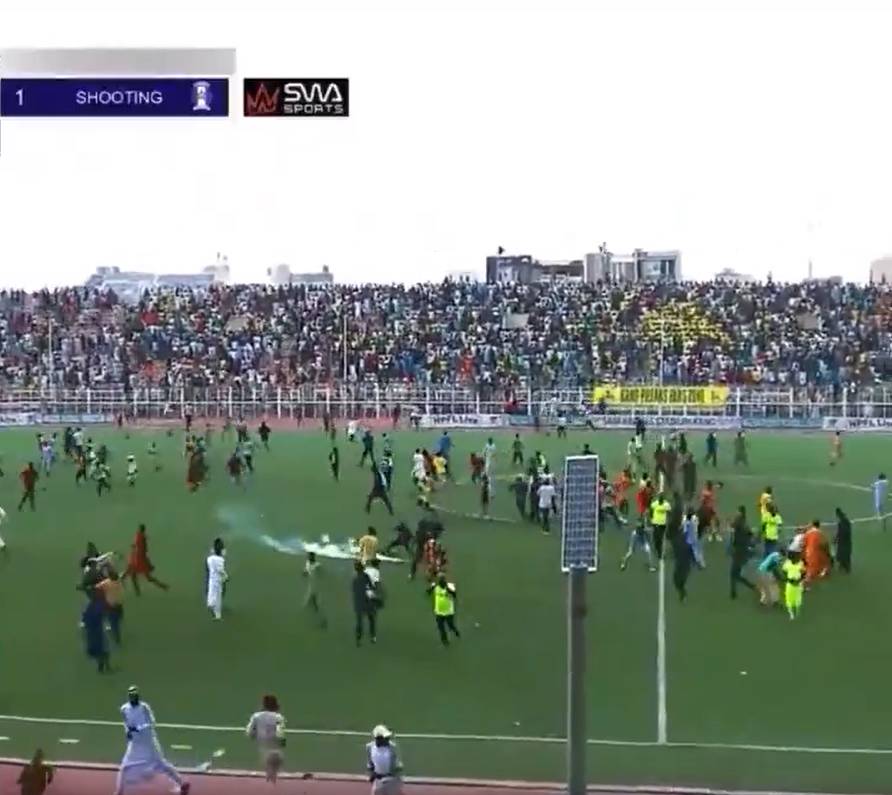 شغب وغاز مسيل للدموع بعد مباراة الدوري النيجيري