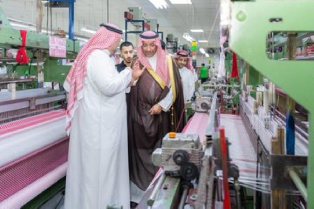 وزير الصناعة يطلق مشاريع صناعية جديدة بالمدينة المنورة
