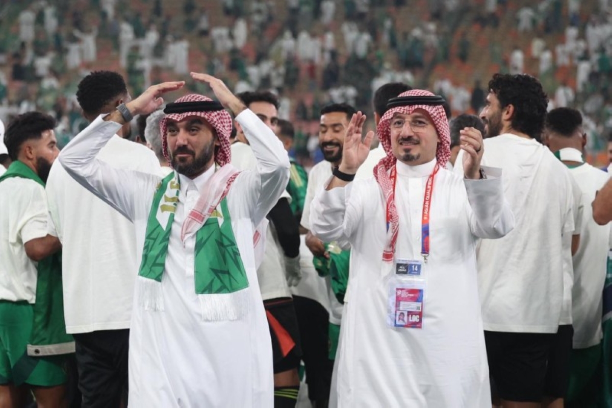 "الأخضر السعودي: تألق الناشئين والشباب بين الكبار"