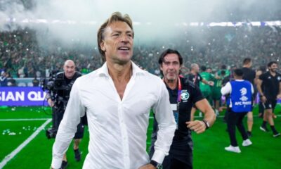 رينارد يقود المنتخب السعودي لأمريكا بعد 32 عاماً