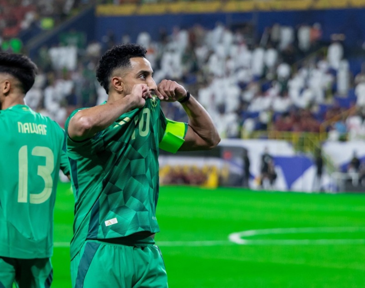 الدوسري يقترب من الرقم القياسي في مباراة مثيرة
