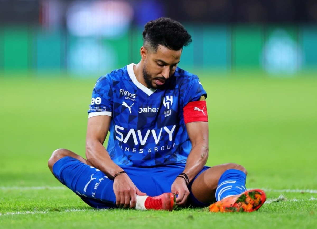 إصابة سالم الدوسري: الهلال يكشف تفاصيل الحالة