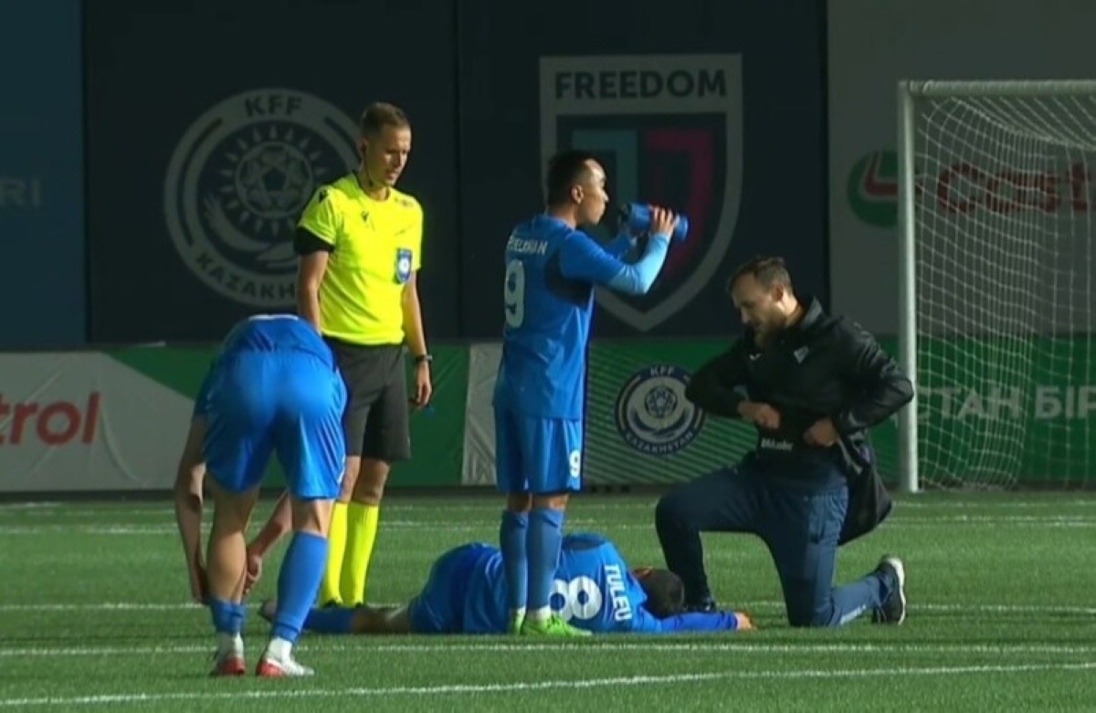 وفاة لاعب كرة قدم بعد مباراة حاسمة مع فريقه