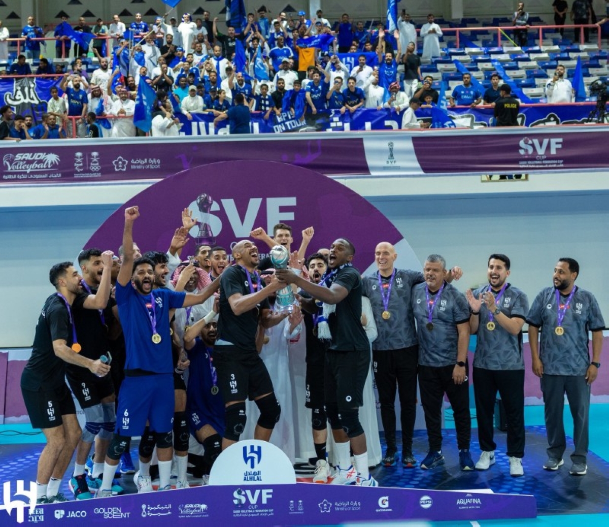 الهلال يتوج بكأس اتحاد الطائرة بعد فوزه على الأهلي