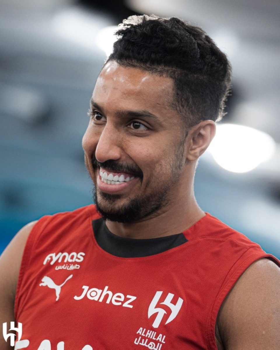 مشاركة الدوسري مع الهلال ضد السد: موقف الاتحاد غير واضح