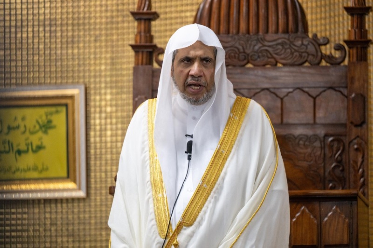 العيسى يلقي خطبة الجمعة في جامع البرلمان الباكستاني