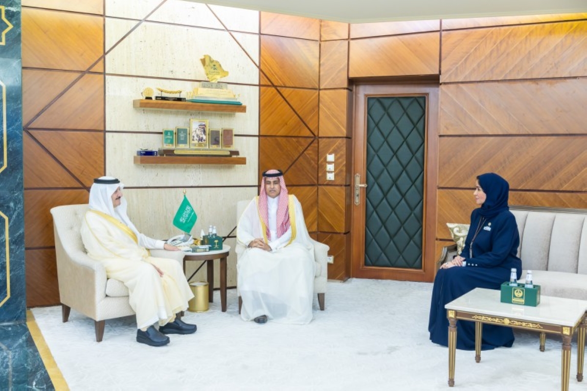 أمير الشرقية يلتقي قيادات التعليم لتعزيز التعاون الخليجي