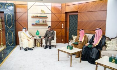 تكريم أمير الشرقية لمواطنين شجعان أطفأوا حريق الجبيل