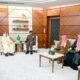 تكريم أمير الشرقية لمواطنين شجعان أطفأوا حريق الجبيل