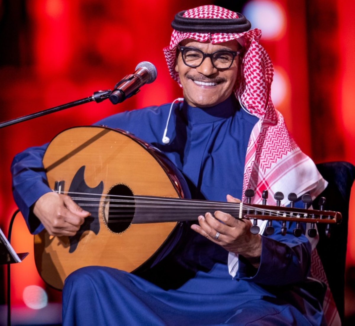 رابح صقر يشعل حفل الخبر في 30 الجاري بأغانيه الرائعة