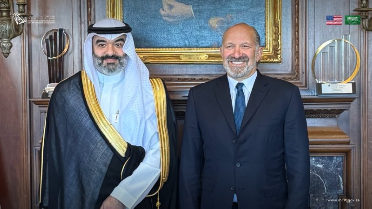 وزير الاتصالات يناقش الابتكار مع خبراء الذكاء الاصطناعي بالبيت الأبيض