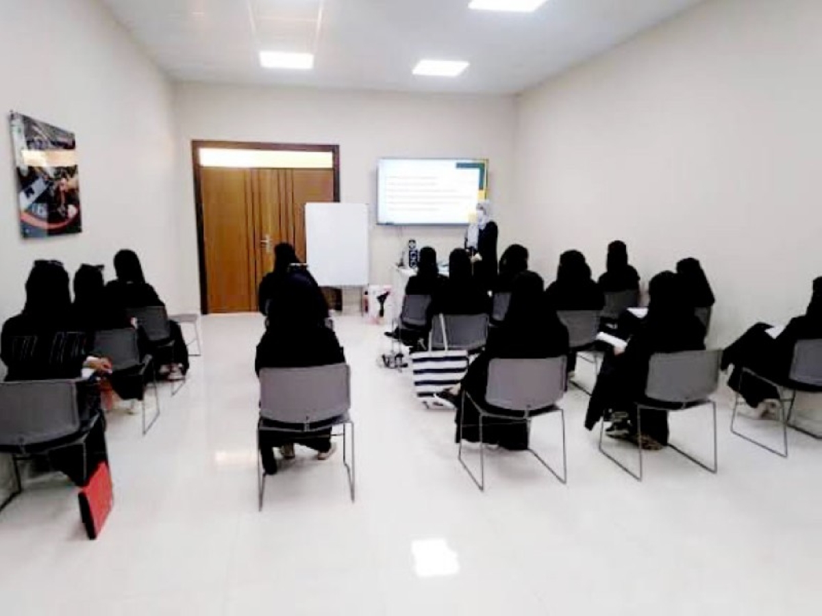 منع استخدام الدلالات الدعائية في برامج التدريب